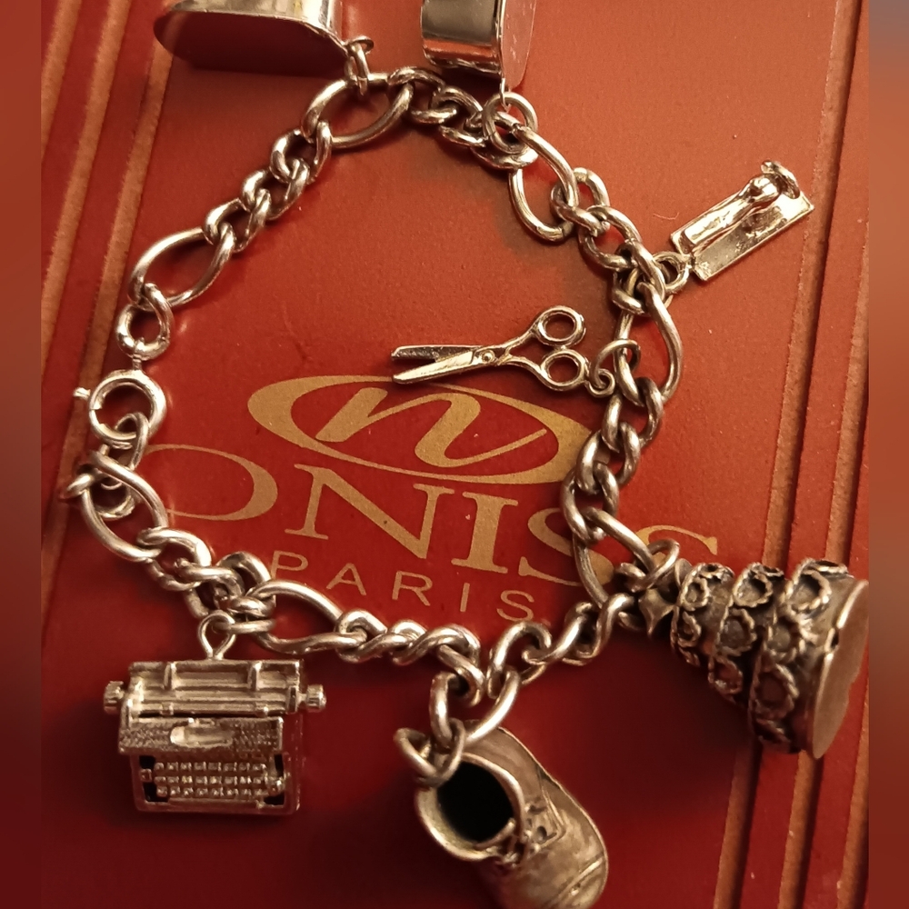 Vintage Sterling Silver Charm Bracelet